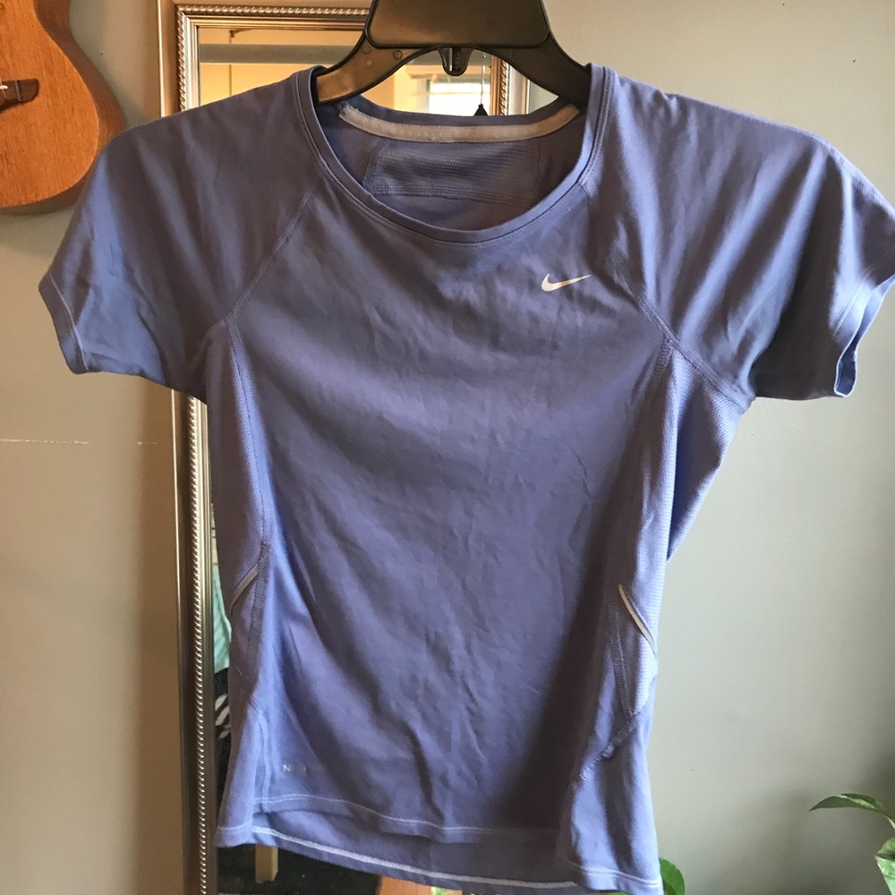 NIKE FIT DRY- Women’s shirt